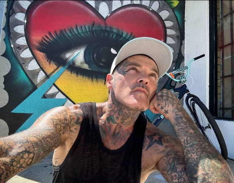 Falleció el vocalista de Crazy Town, Shifty ShellShock, a los 49 años