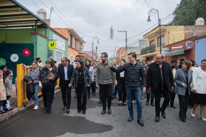 El Marqués realiza desfile conmemorativo de la Revolución Mexicana_2