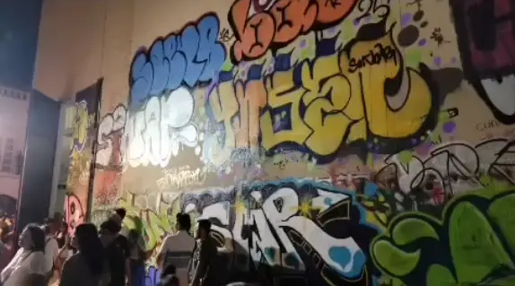 Felifer Macías ordena limpiar Andador Matamoros y anuncia diálogo con artistas urbanos