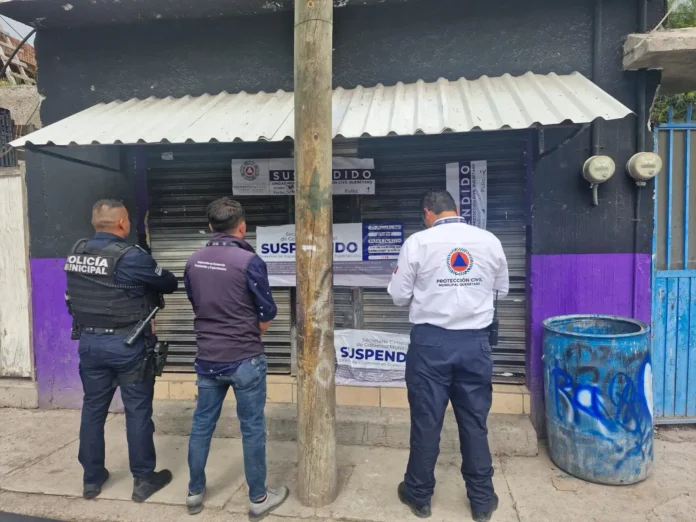 Clausuran comercios por venta clandestina en El Pinto