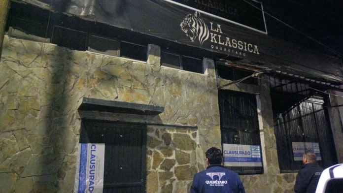 Clausura Bares