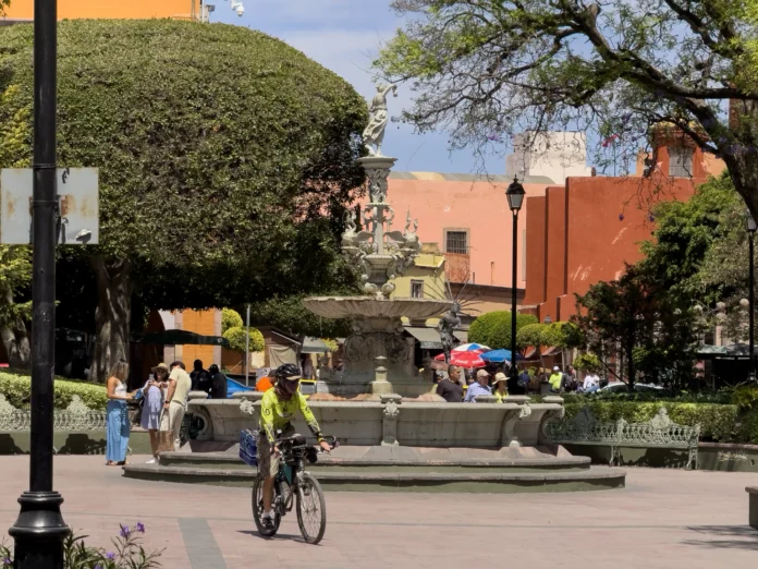 Centro de Querétaro Jardin Zenea
