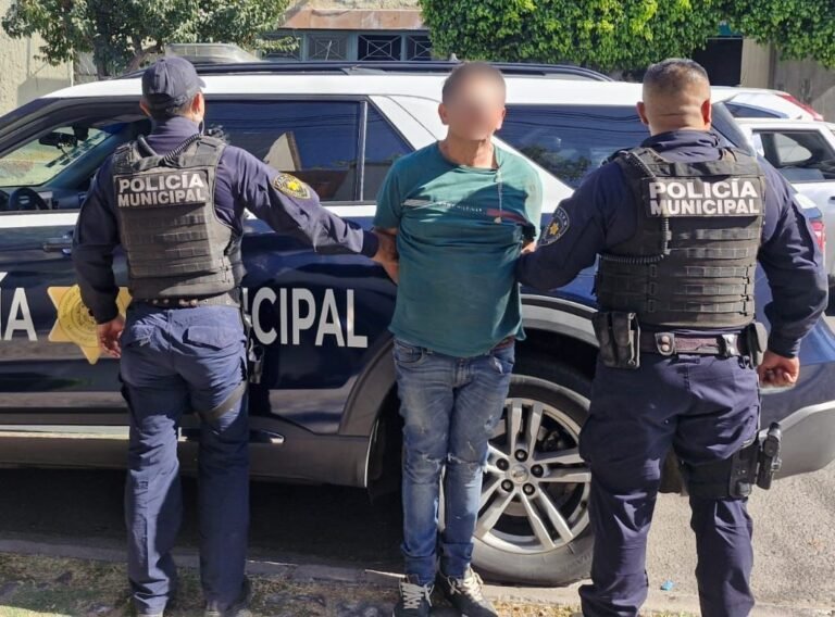 Detienen a “Toro Loco” en Lomas de Casa Blanca por delitos contra la seguridad pública