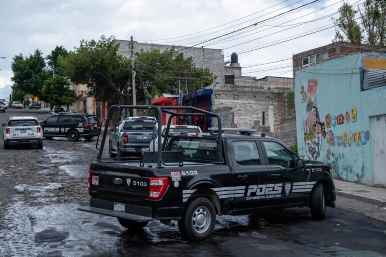 FGR catea vivienda en San Pedrito Peñuelas; buscan posibles drogas