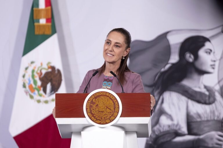 Sheinbaum anuncia plan para incorporar 32 mil MW de energía; 70% será renovable