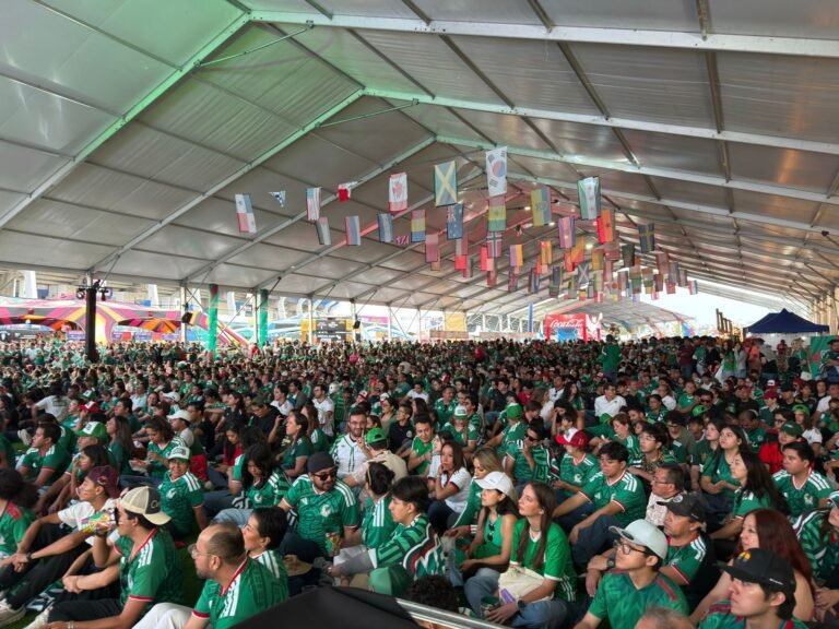 Más de 15 mil personas asisten al arranque de la segunda semana del MéxicQ Zona Fest